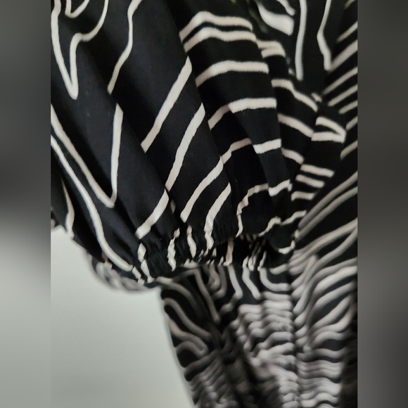 Zara Printed Midi Dress, Black and Cream, Size US M - Picture 5 of 7